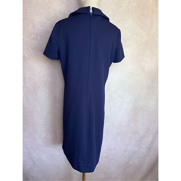 Vintage Shift Dress - Picture 4 of 6